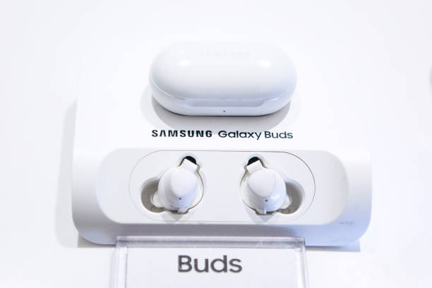 How to find Samsung earbuds when not connected?